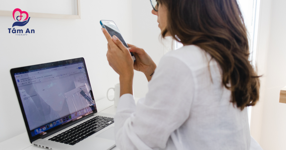 Thay vì trách bản thân, hãy học cách quan sát và điều chỉnh!