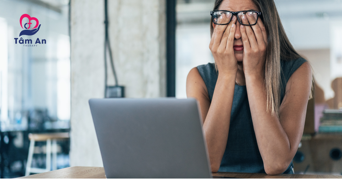 Nếu bạn thấy mình trong những dấu hiệu trên, đừng ngần ngại tìm kiếm sự giúp đỡ.