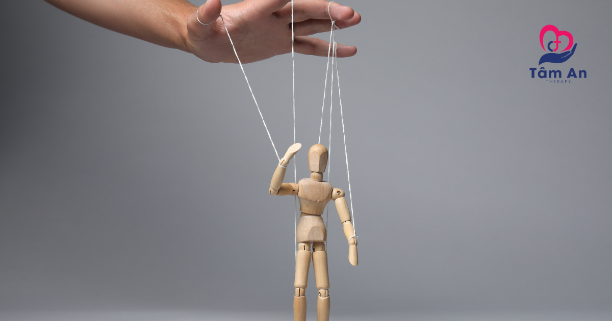 Việc lặp lại những câu nói “đời thường” ấy có thể khiến bạn đánh mất cảm xúc và dần lệ thuộc vào họ.