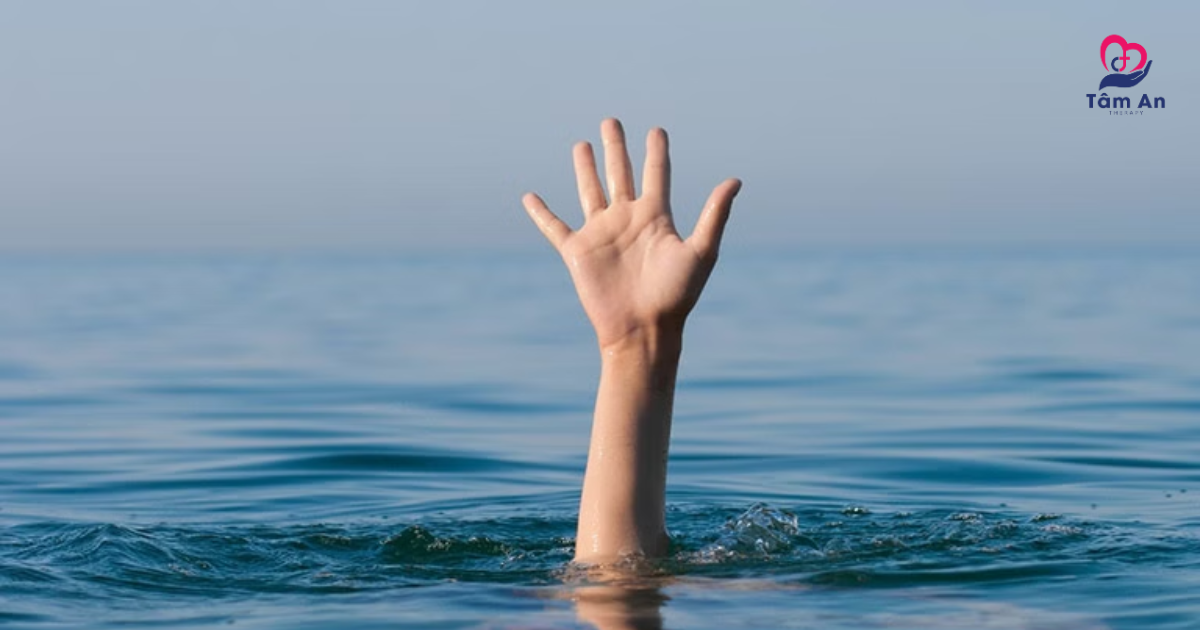 Thalassophobia là gì? Hội chứng sợ vùng nước lớn như biển sâu, đại dương