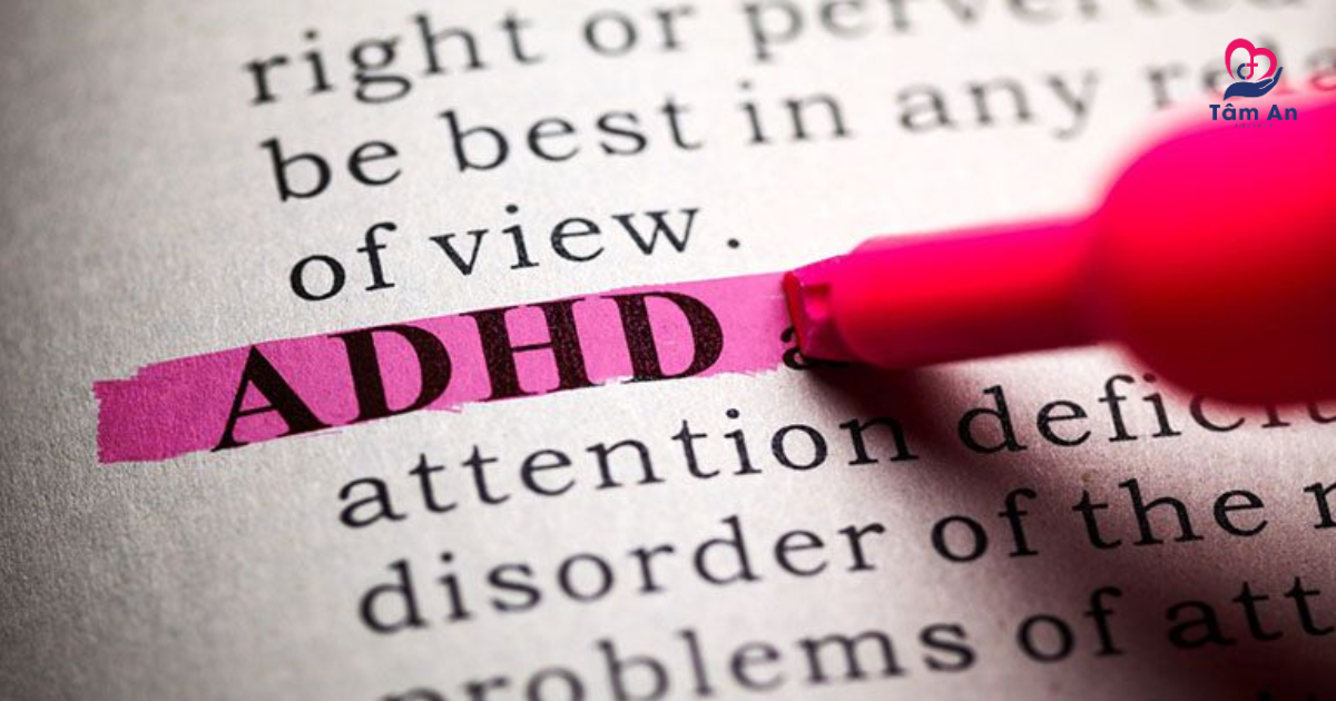 Chẩn đoán ADHD là sự tổng hợp từ khám lâm sàng và công cụ đánh giá chuyên biệt.