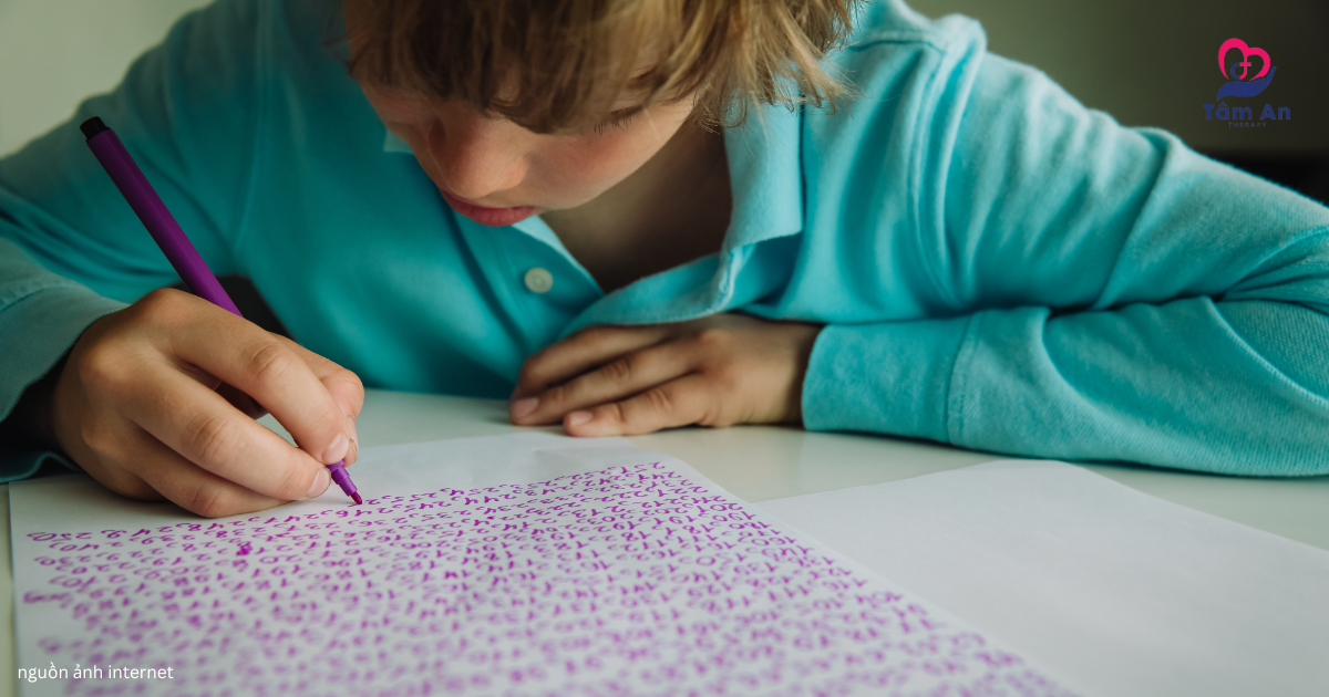 Tìm hiểu các dấu hiệu nhận biết Asperger là gì trong giao tiếp khác biệt, hành vi lặp lại và cách nhìn thế giới riêng biệt